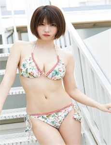 撕开她的衣服撕光版
